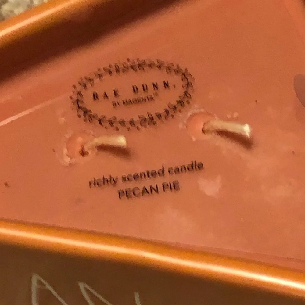 🎉 HP 🎉 🆕 Rae Dunn PECAN PIE 2 Wick Scented Pie Candle - Picture 6 of 9